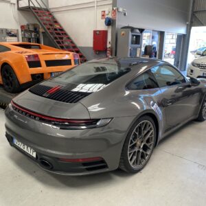 1B909894-A2F1-4438-AEE5-B297DF41CA11